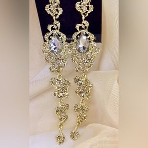 Celebrity Fashions Long Dangle Earrings